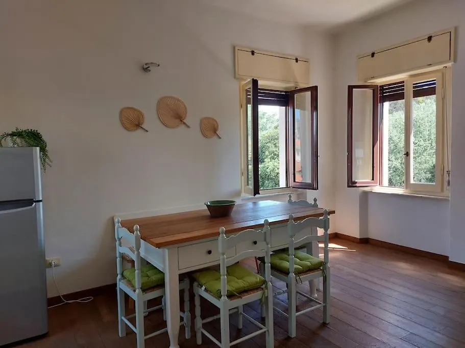 Apartment Appartamento Villino Fontanella Viareggio